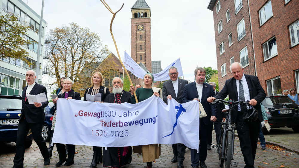 Pilgermarsch von der Christuskirche zur Mennonitengemeinde Altona