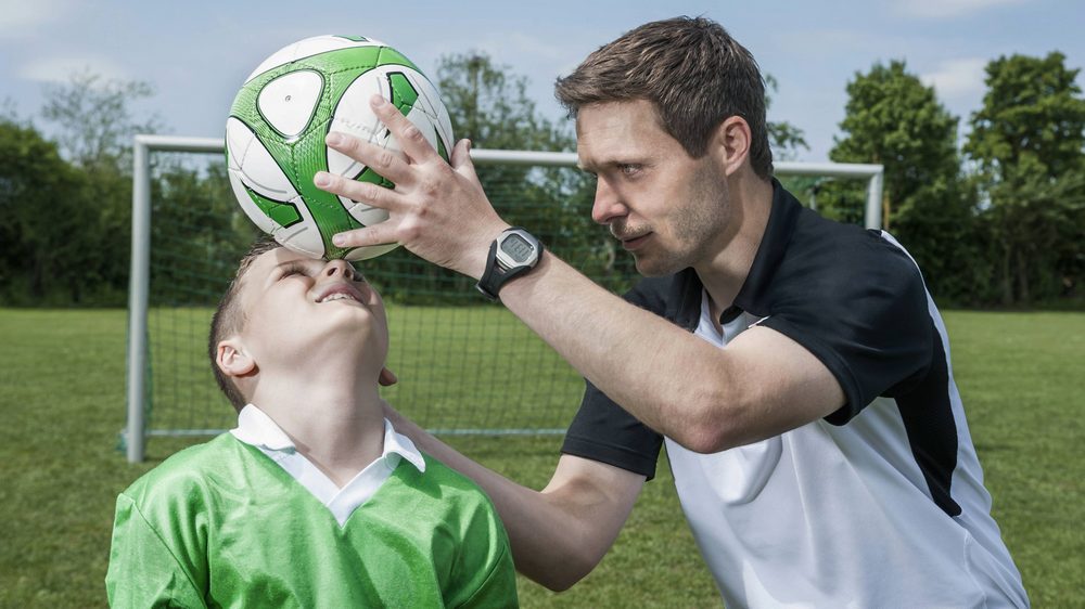 Wer ehrenamtlich junge Fußball trainiert, bekommt mehr steuerliche Vorteile