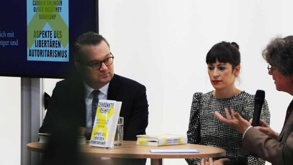 Die Autoren Oliver Nachtwey und Carolin Amlinger auf der Frankfurter Buchmesse 2022