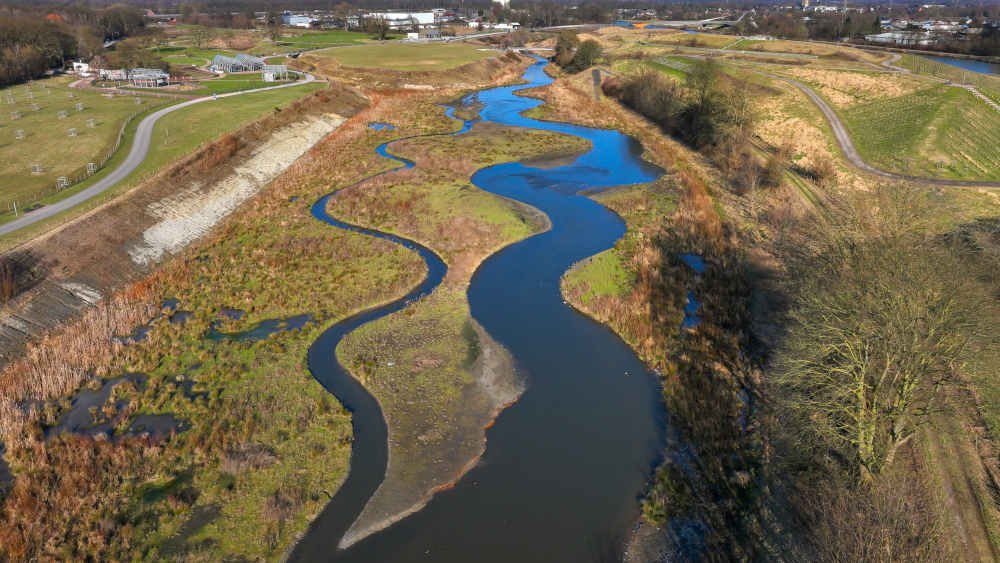 Renaturierung von Flüssen und Bächen ist entscheidend für den Gewässerschutz