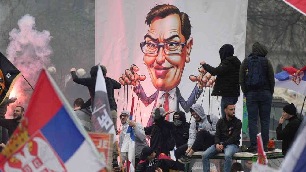 In Serbien wächst die Kritik an der Nähe von Kirche und Staat