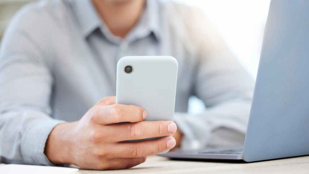 Exzessive Social-Media-Nutzung belastet längst auch die Arbeitswelt