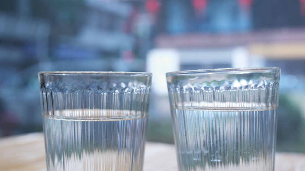 Frankreich und Schweden als Vorbild für Gratis-Trinkwasser in Restaurants