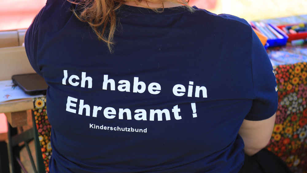 36,7 Prozent der Deutschen engagieren sich freiwillig – besonders im Sport und für karitative Zwecke