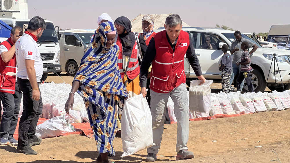 Trotz Chaos und Krieg setzen sich Menschen in Darfur solidarisch für Geflüchtete ein, lokale medizinische Hilfe ist lebenswichtig