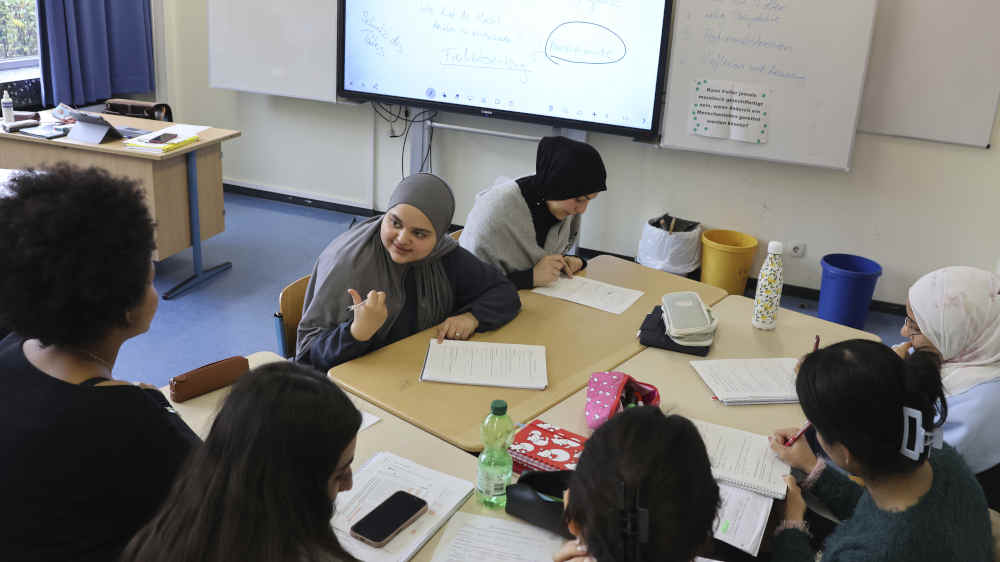 Interkultureller Religionskurs der 12. Klasse am Hamburger Kurt Körber Gymnasium