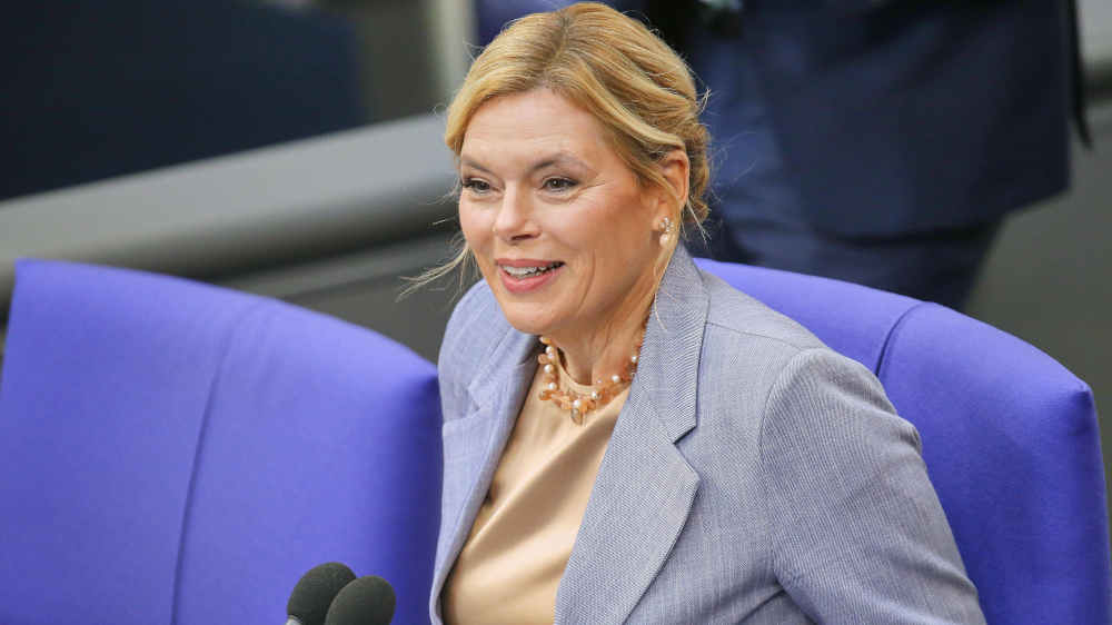 Bundestagspräsidentin Klöckner verteidigt Merz in der Stadtbild-Debatte