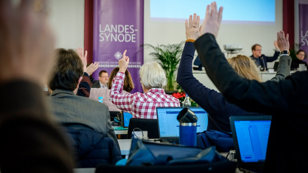 Schutz der Betroffenen oder Angst vor zu viel Öffentlichkeit? Drei Stunden tagt die Synode hinter geschlossenen Türen.