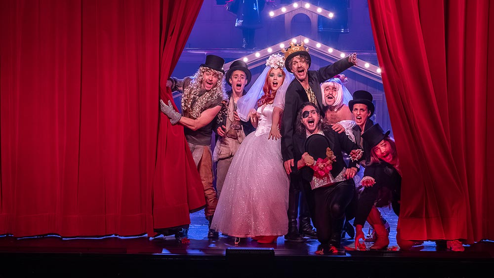 Vorhang auf für das Monty Python's Spamalot!