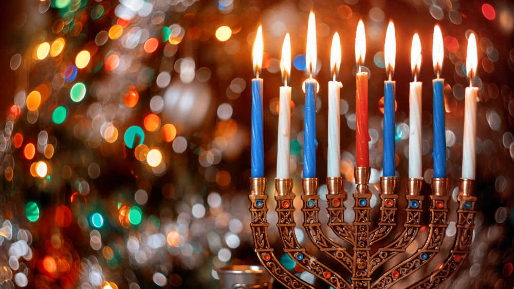 Tradition, Licht und Dekoration verbinden christliche und jüdische Bräuche in der Winterzeit