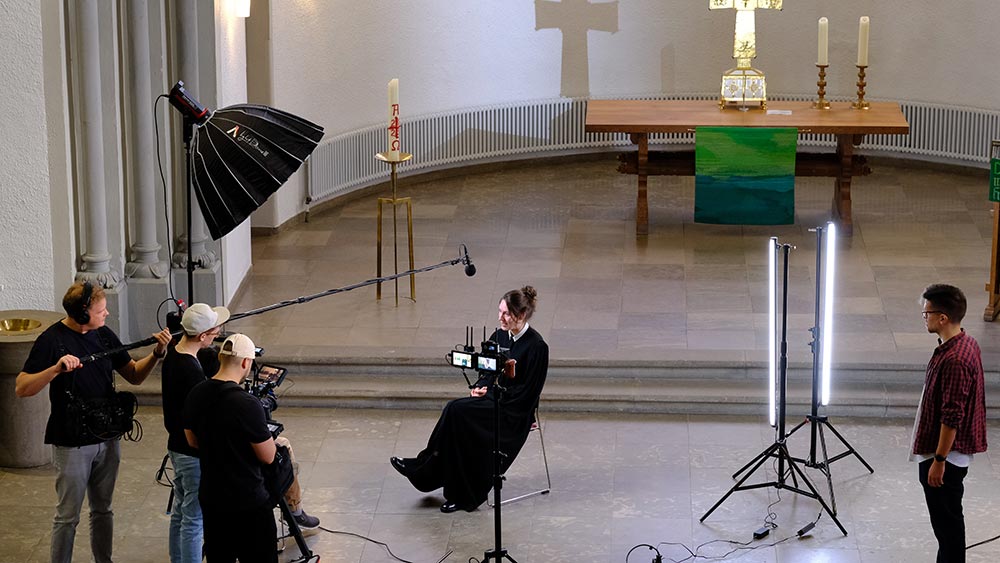 Image - Mit Humor für kirchliche Berufe