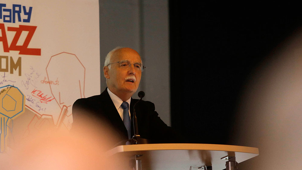 Forscher Horst Opaschowdki