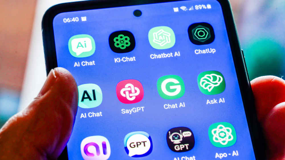 Künstliche Intelligenz erreicht die Gesellschaft – Chancen und Risiken für kritisches Denken prägen die KI-Ära