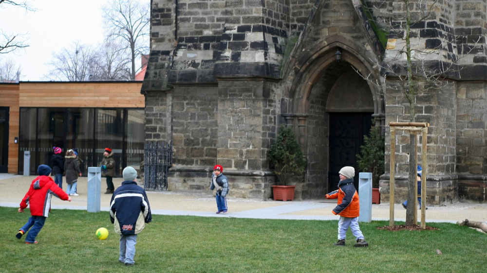  In Deutschland stellt sich für rund ein Drittel der Gebäude die Frage nach einer neuen Nutzung