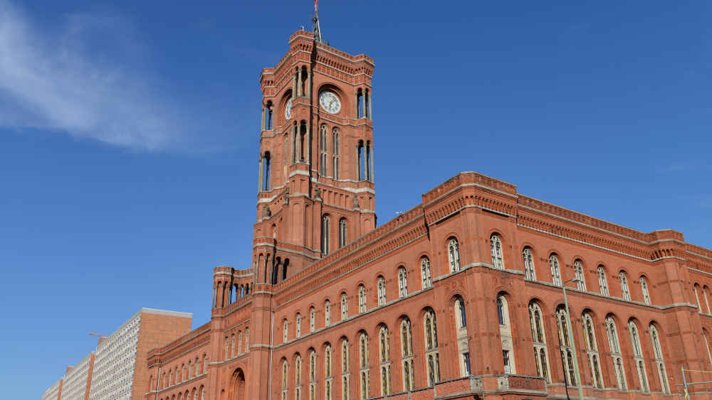 Keine Israel-Flagge mehr vor Rotem Rathaus