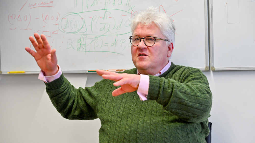 Sepp Hochreiter leitet das Institut für Machine Learning an der Universität Linz