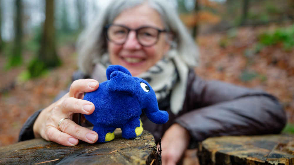 Ein kleiner, blauer Elefant hat Karla Brahms geholfen in der Familie, über Gefühle zu sprechen