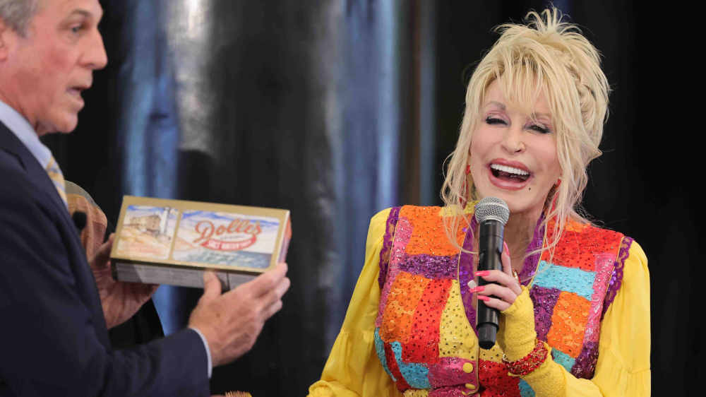 Die gläubige Country-Sängerin Dolly Parton wird 80 und bleibt Vorbild für Generationen