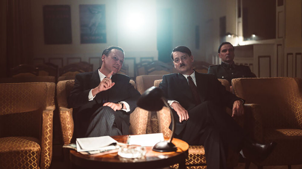 Adolf Hitler und Joseph Goebbels im Zentrum des Dokudramas „Führer und Verführer“: Der Film rekonstruiert ihre propagandistische Zusammenarbeit und deren fatale Wirkung auf die deutsche Gesellschaft